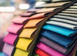 Vytvořte si reklamní textil s vlastní značkou